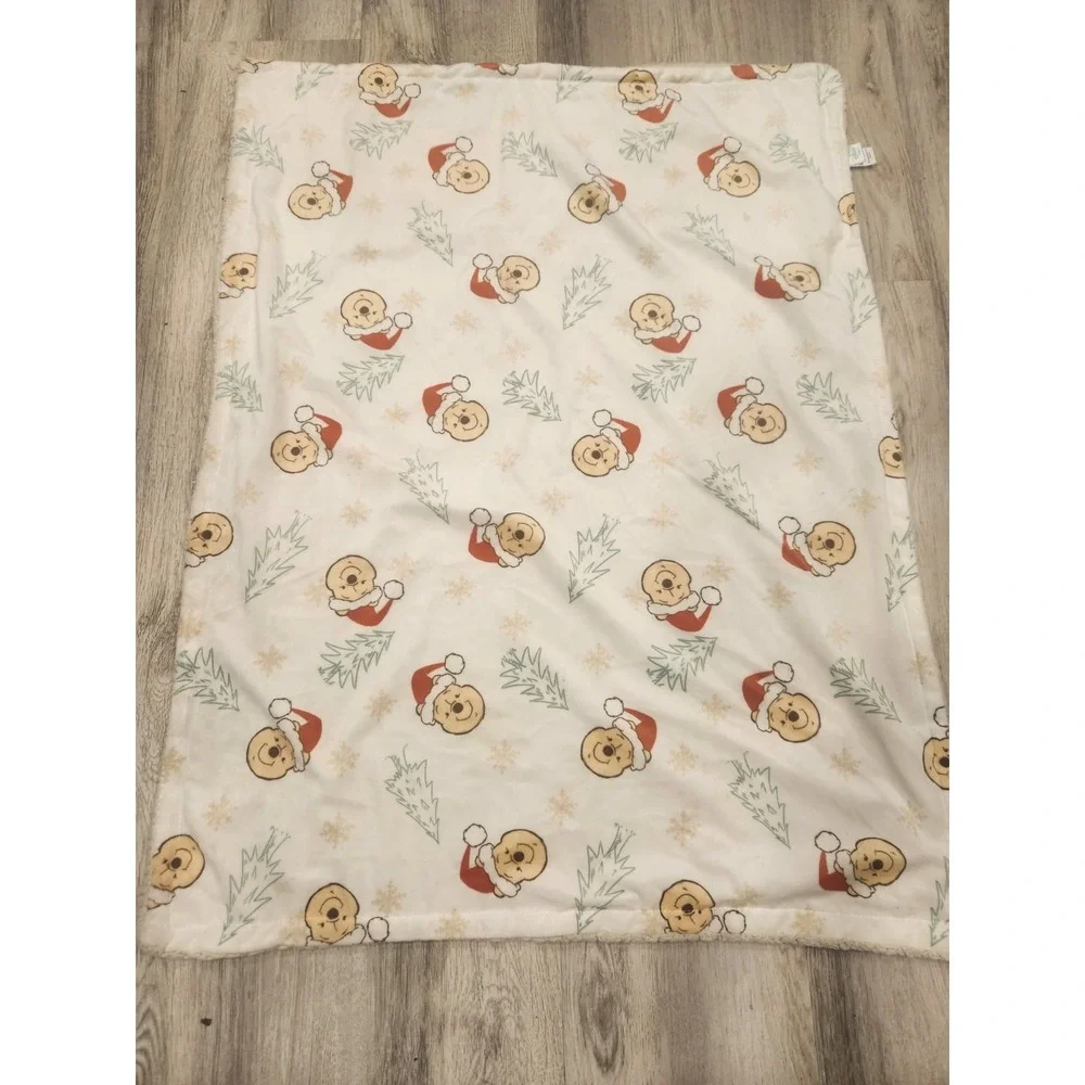 Disney Baby Christmas Santa Trees Winnie the Pooh Soft Baby Blanket Sherpa Back‎